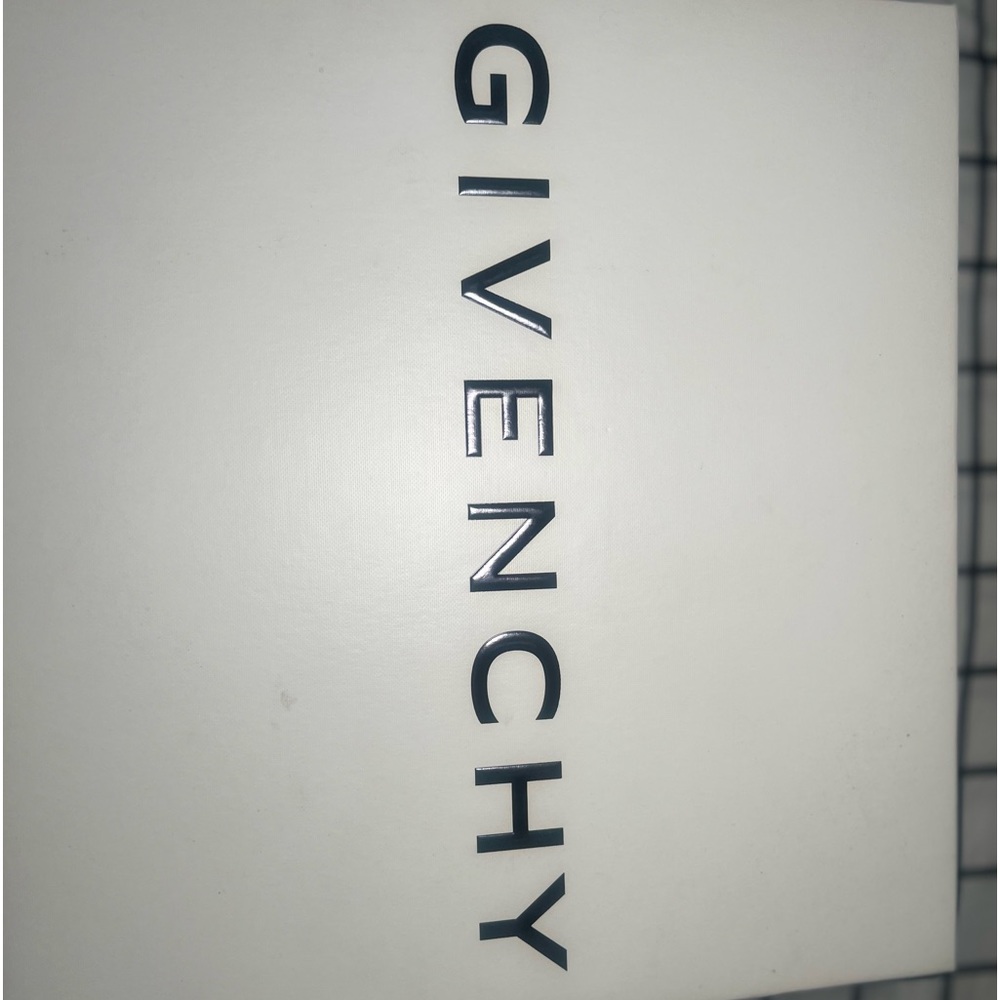 Givenchy Tera G Monogram Logo Boots
Denim Blue
, 38.5 (8.5)